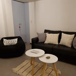 https://casa-vimont.hotelsmendoza.com